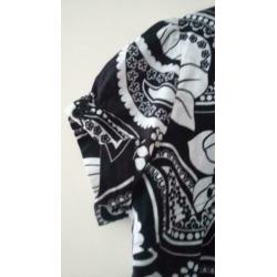 Zwart witte tuniek maat 46/48