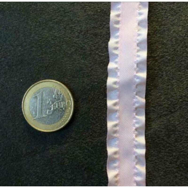 Roezelband roezel band lint roze en wit lintjes