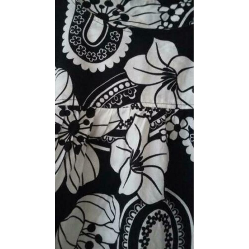 Zwart witte tuniek maat 46/48