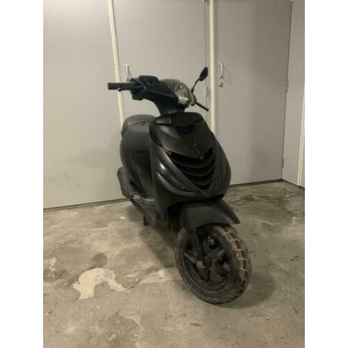 Zip 2000 4T. 2014