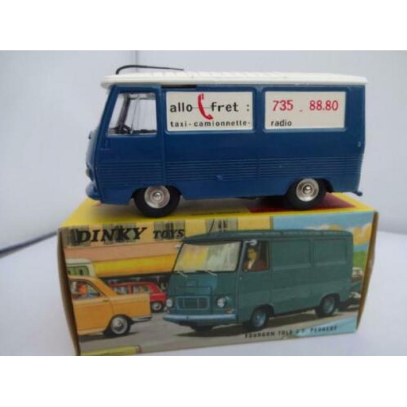 Peugeot J7 Allo Fret nr:570 van Dinky Toys (Atlas) 1/43