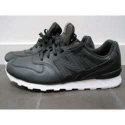 NIEUW: NEW BALANCE zwarte SNEAKERS / SPORTSCHOENEN, maat 39!