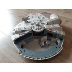 Star Wars Millennium Falcon - zo goed als nieuw