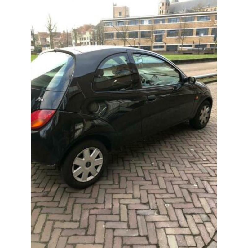 Ford KA 1.3 I 44KW 2007 Zwart