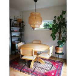 Vintage eethoek cesca stijl buis frame stoelen ronde tafel