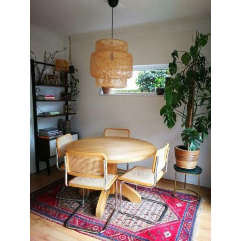Vintage eethoek cesca stijl buis frame stoelen ronde tafel