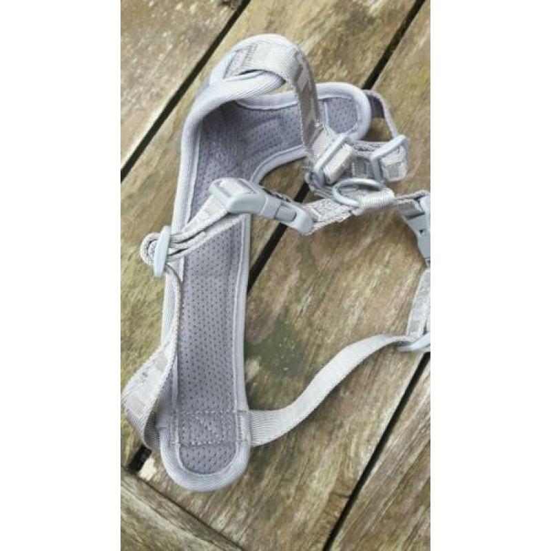 Hurtta Adventure Harness, in nette staat.