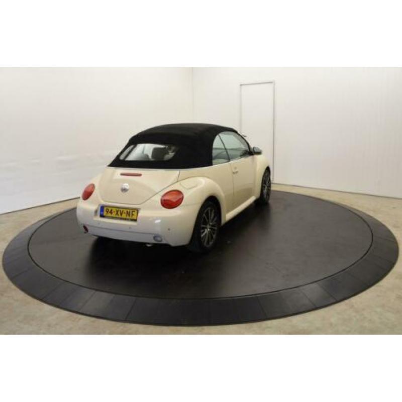 Volkswagen New Beetle Cabriolet 2.0 Highline PDC Stoelverw