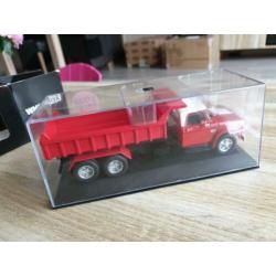 Dodge D 950 rood 1:43 ( whitebox)