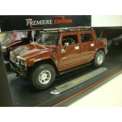 Hummer H2 bordeaux Maisto 1:18 KRD