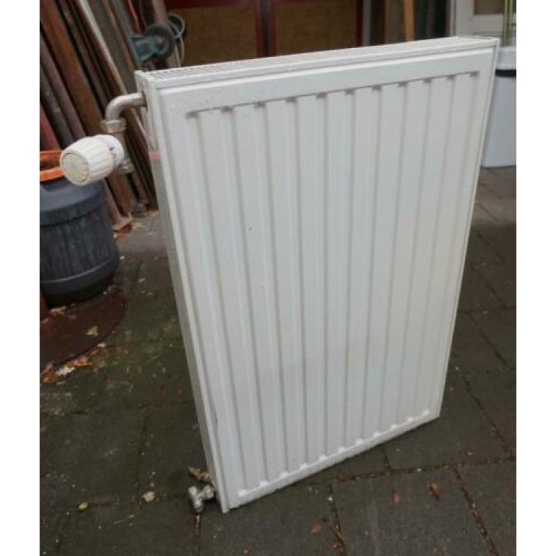 Radiator Radson van 90 hoog x 60 breed en 10 cm diep