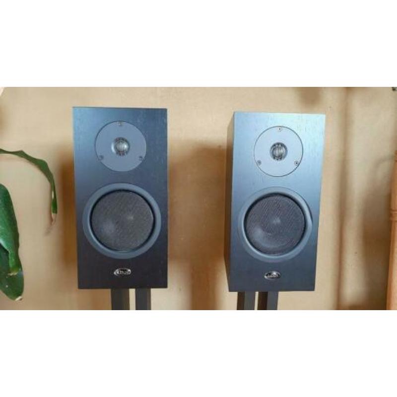 Linn Katan speakers luidsprekers +(stands, €400 incl.Stands)