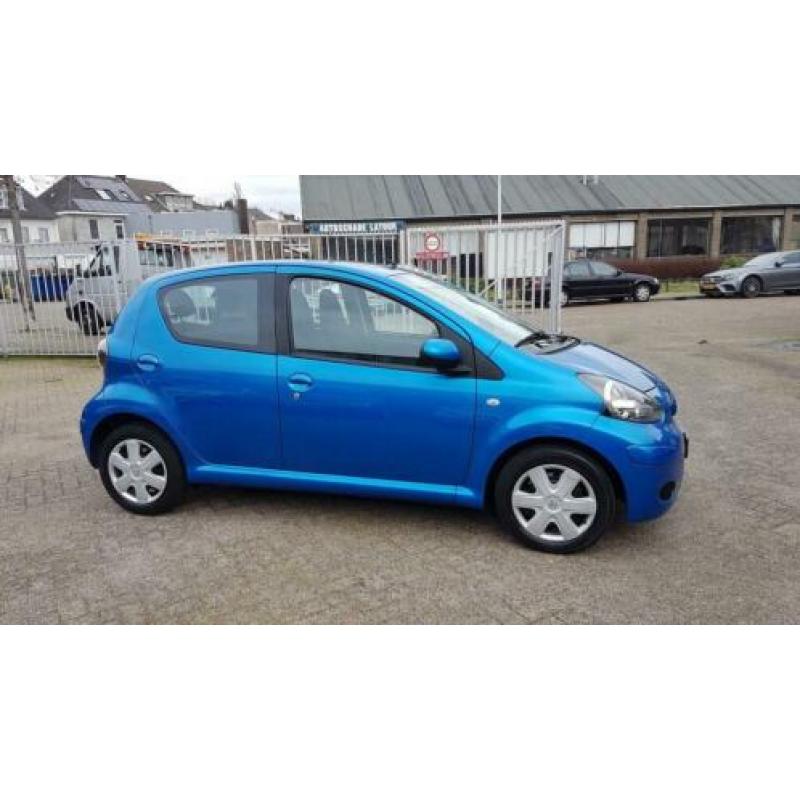 Toyota Aygo 1.0-12V Comfort Navigator - 1e eigenaar Dealer o