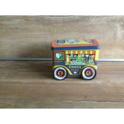 metal box genuine dodo 1983 blikauto theedoos model van bus