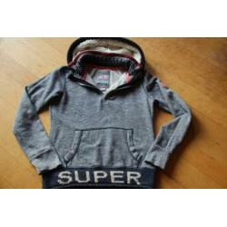 Leuke hoody van Superdry maat L.