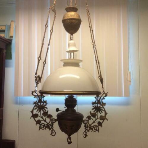 Hangende olielamp antiek