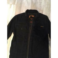 Leuk(e) jas(je) van Superdry