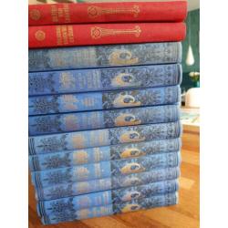 Jules Verne en Paul Ivoi. Blauwe en rode linnen boekjes