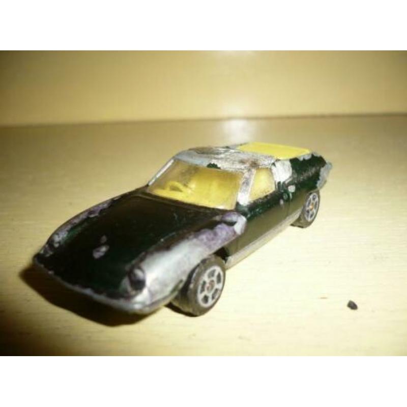 Mie18> oude corgi lotus europa