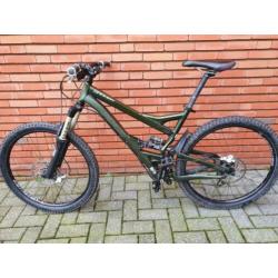 Specialized Enduro Elite 26" full suspension maat L