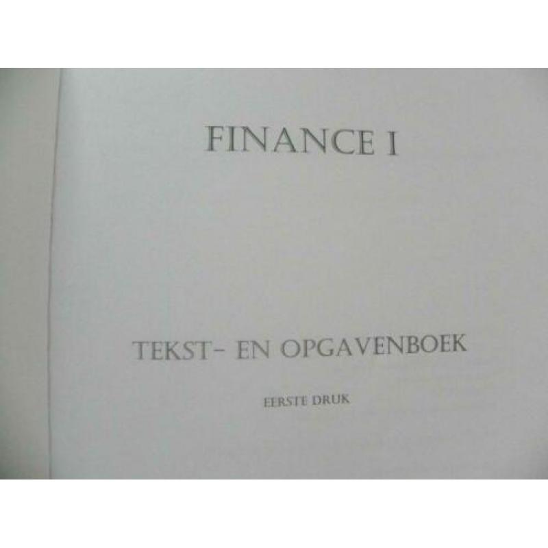 9789073282483, Finance !, Tekst-en opgavenboek, 1e druk 2015