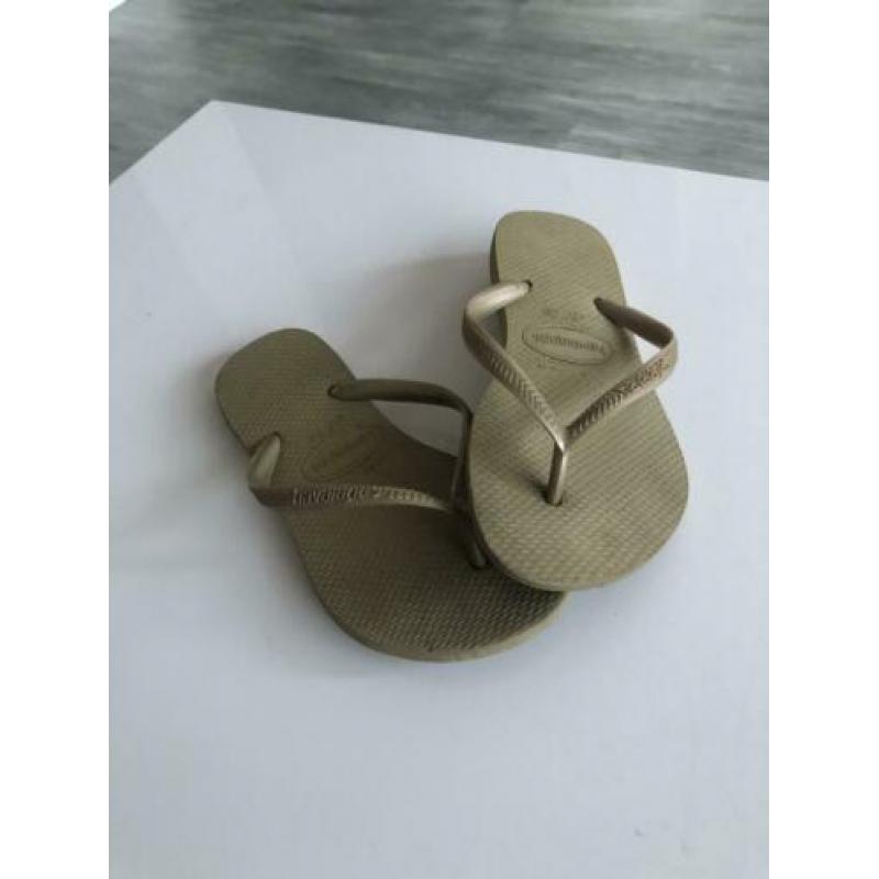 Havainas slippers goud maat 33/34