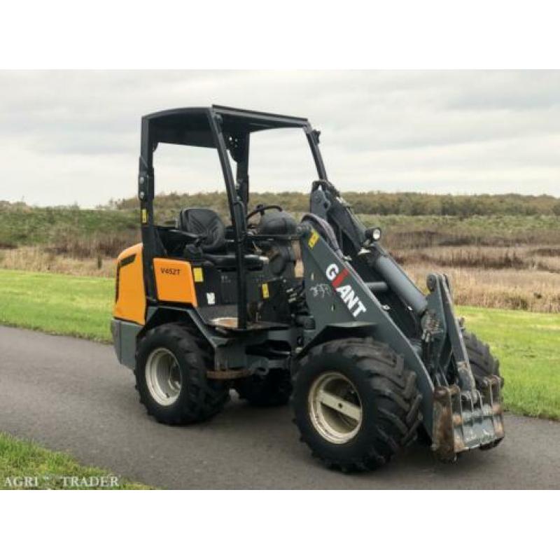 Giant V452T