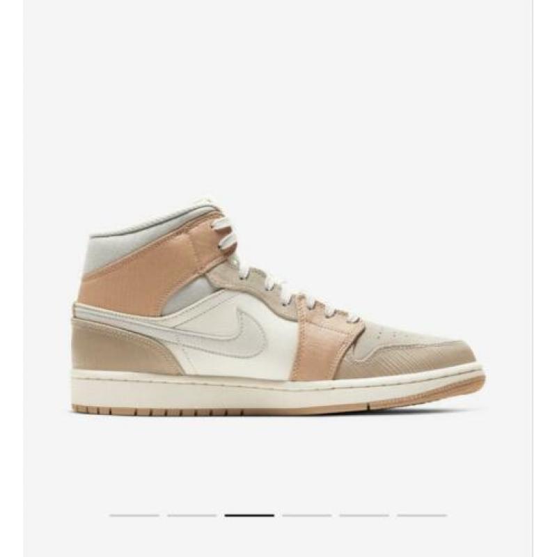 Jordan 1 Mid Milan EU 44 / US 10