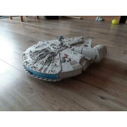 Star Wars Millennium Falcon - zo goed als nieuw