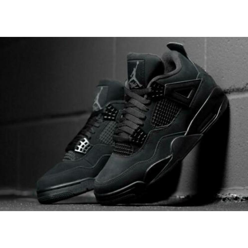 Air Jordan 4 retro Black Cat