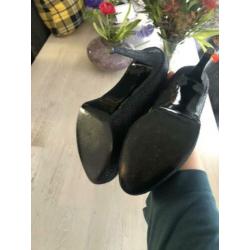 Zwarte pumps/ maat 40 Bijenkorf