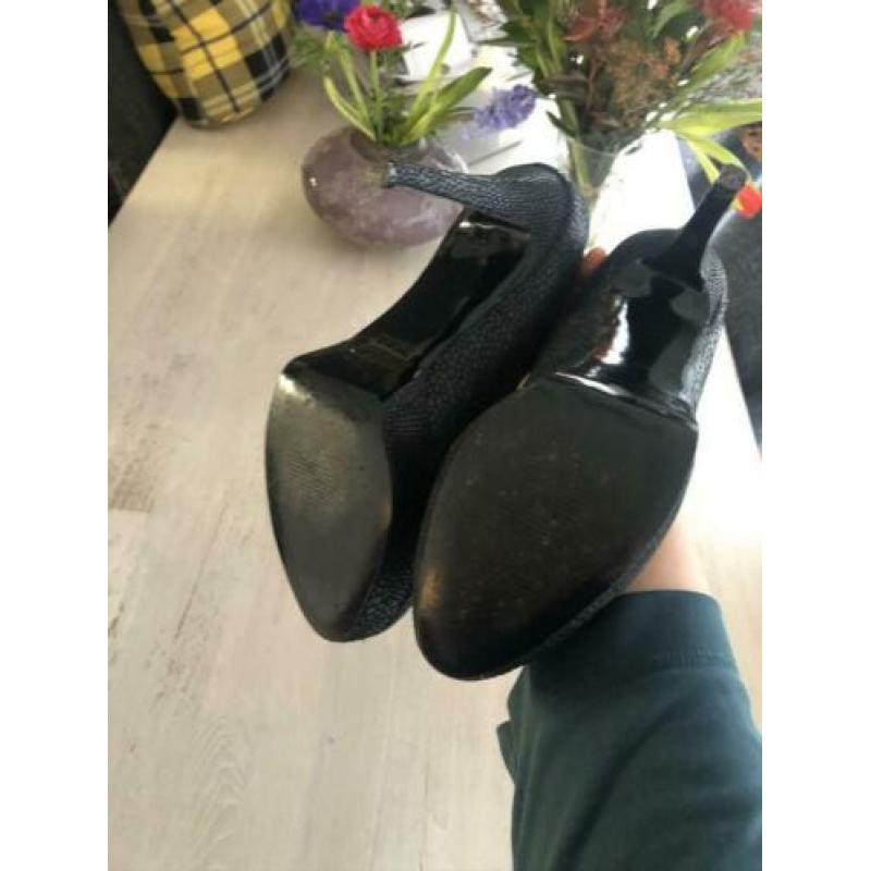 Zwarte pumps/ maat 40 Bijenkorf