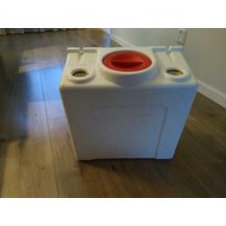 Nieuwe RM 30 liter vuilwatertank voor wandmontage