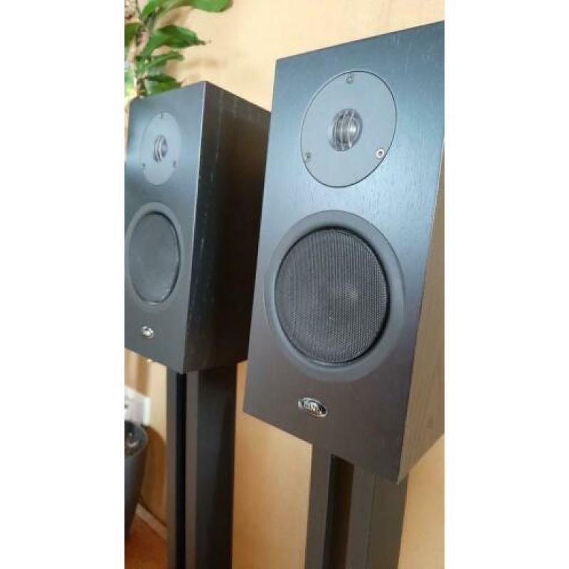 Linn Katan speakers luidsprekers +(stands, €400 incl.Stands)