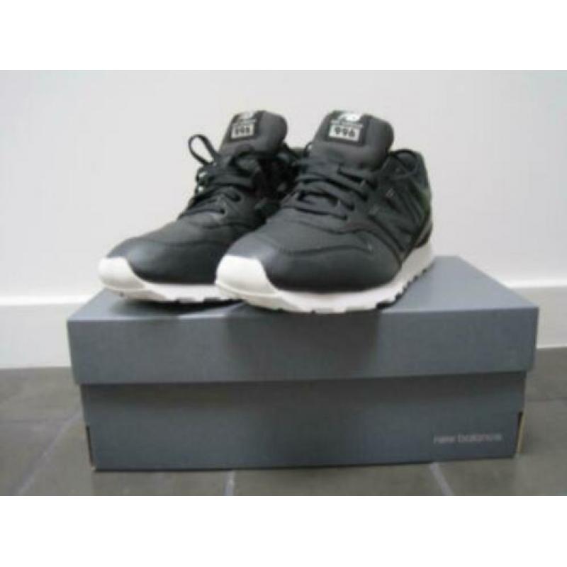 NIEUW: NEW BALANCE zwarte SNEAKERS / SPORTSCHOENEN, maat 39!