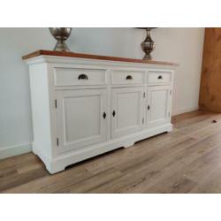 Landelijk dressoir + tv kast + tafel + bijzettafel in goede