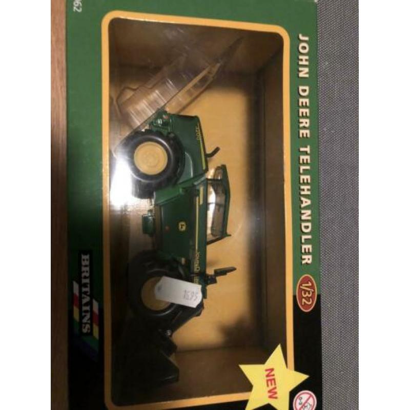John Deere Telehandler 1:32