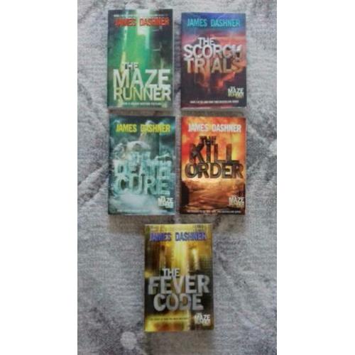 Maze Runner serie box set+ The Fever Code door James Dashner