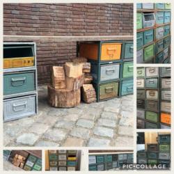 Industrieel Dressoir Kast Bureau onderstel > Magazijnbakken
