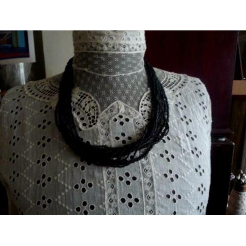 Meerdere strengels fijne glas kralen ketting collier