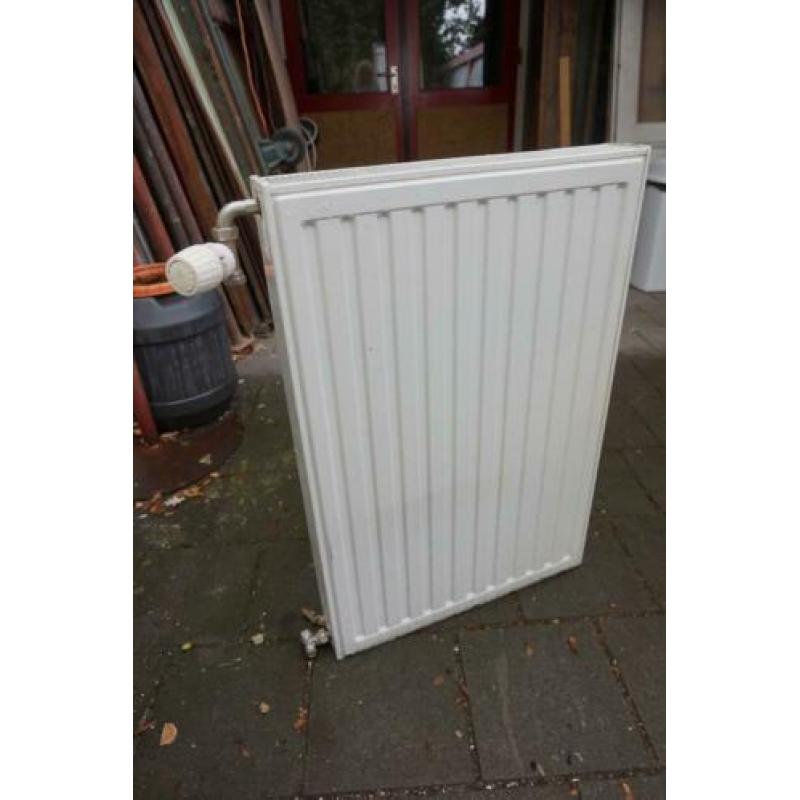 Radiator Radson van 90 hoog x 60 breed en 10 cm diep
