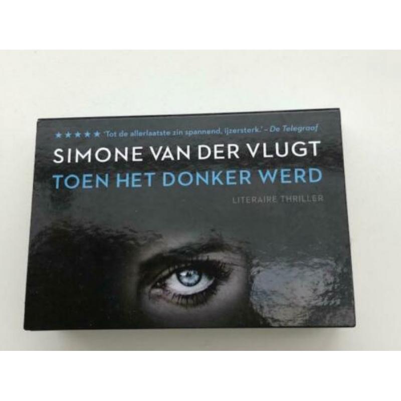 Twee dwarsliggers te koop Stev eJobs en Simone v/d Vugt
