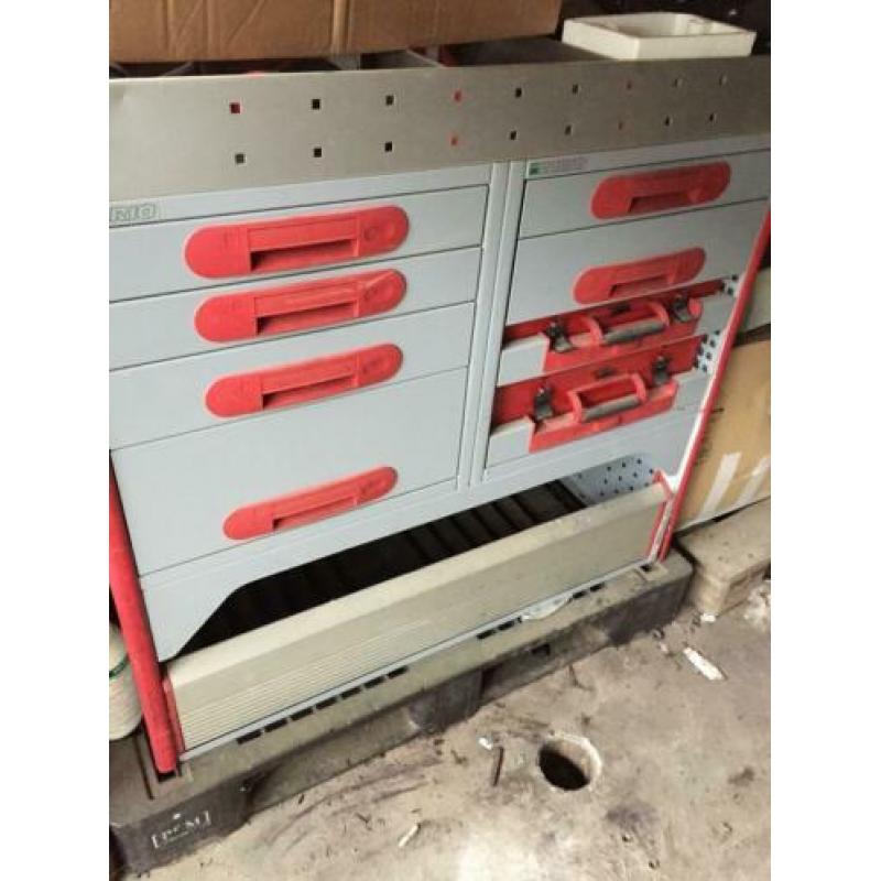 Vario Bott autoinrichting inbouw