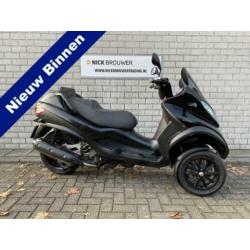 Piaggio MP3 400 LT Sport 16 X MP3 400 op voorraad (bj 2009)