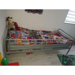 1persoon kinderbed