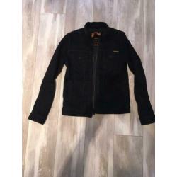 Leuk(e) jas(je) van Superdry