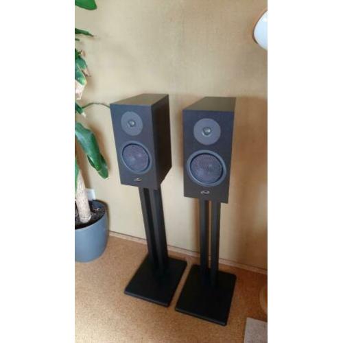 Linn Katan speakers luidsprekers +(stands, €400 incl.Stands)