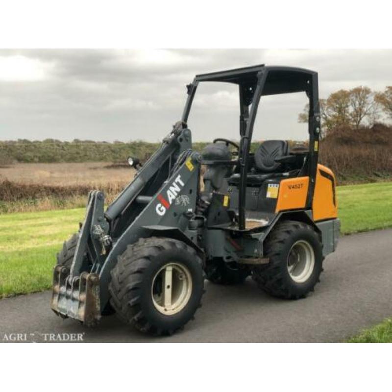 Giant V452T