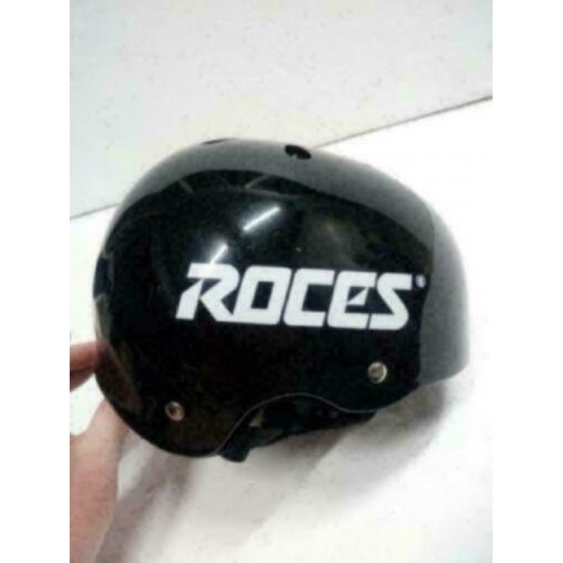 Roces skatehelm maat M (53-56cm) 425gr
