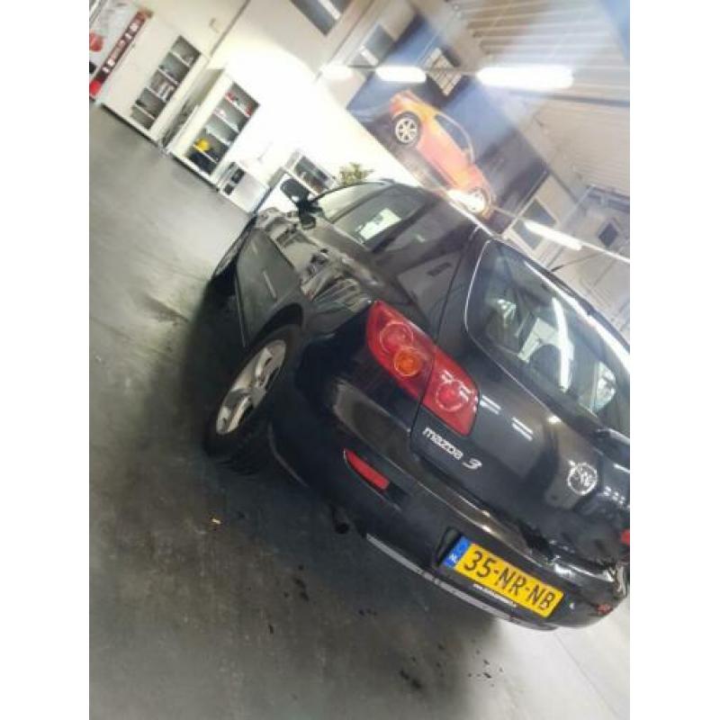 Mazda 3 1.6 Hatchback 2004 Zwart